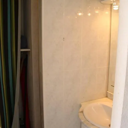 653, Port Nature 6 Au Village Naturiste