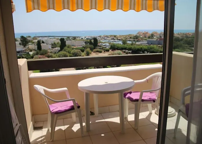 653, Port Nature 6 Au Village Naturiste * Agde